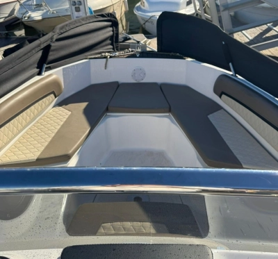 Foto del barco Karnic 1851 MK II 2023