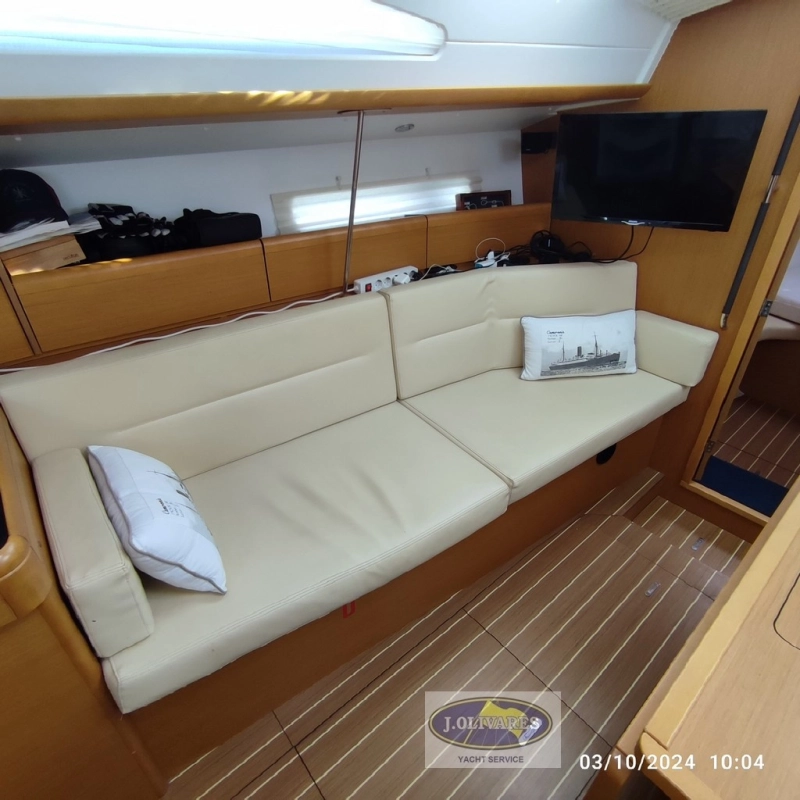 Jeanneau Sun Odyssey 42DS 2011
