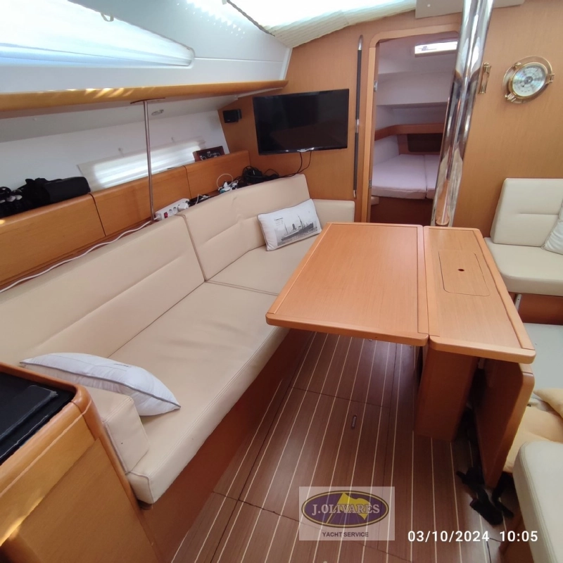 Jeanneau Sun Odyssey 42DS 2011