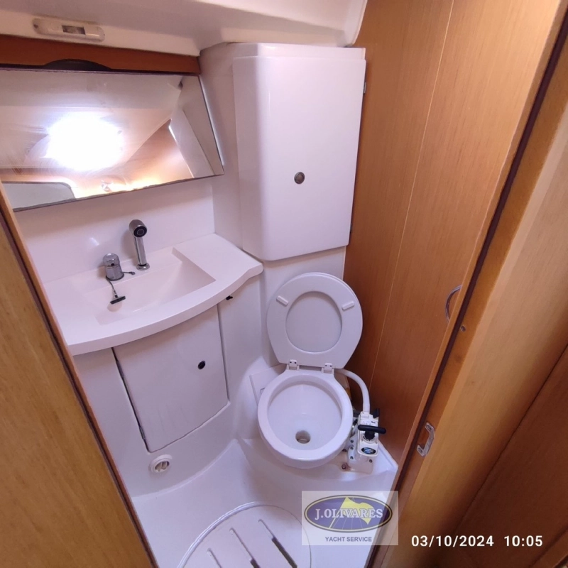 Jeanneau Sun Odyssey 42DS 2011