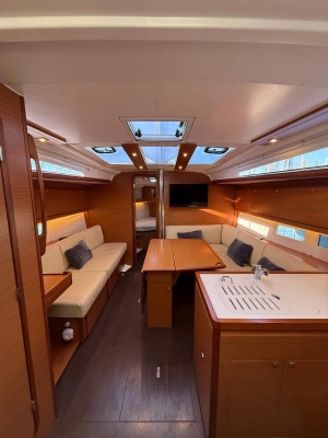 Foto del barco Dufour 390 2021