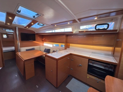 Foto del barco Dufour 390 2021