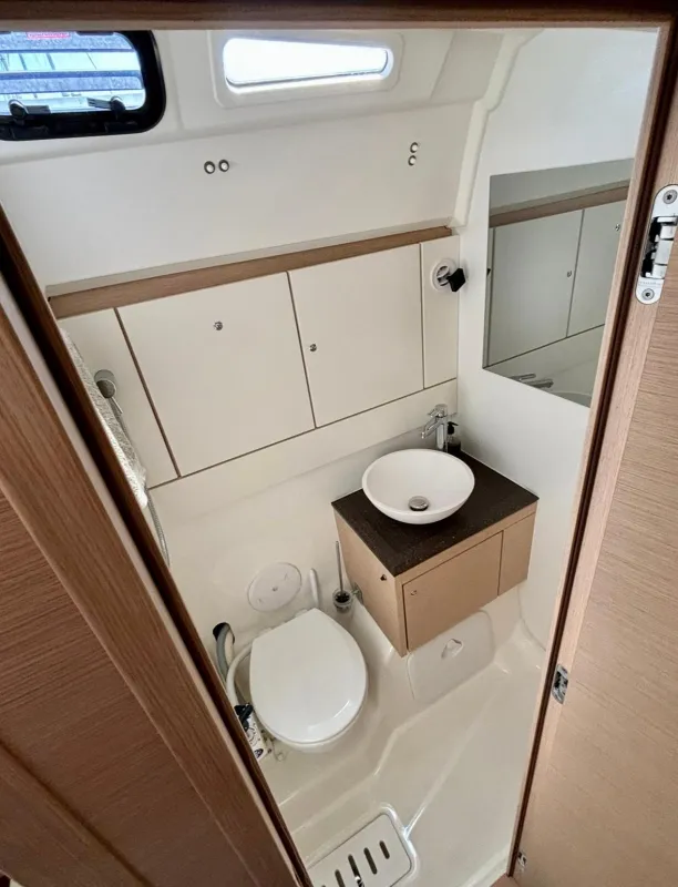 Jeanneau 54 2018