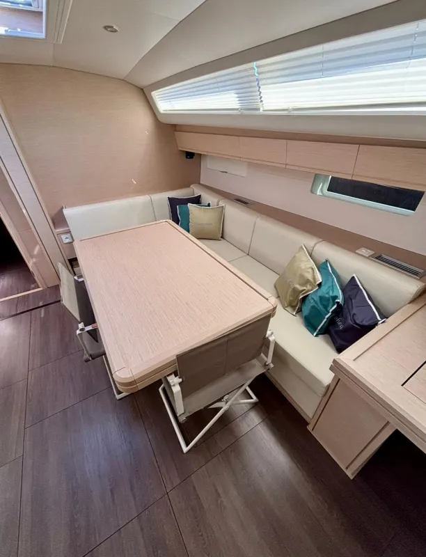 Jeanneau 54 2018