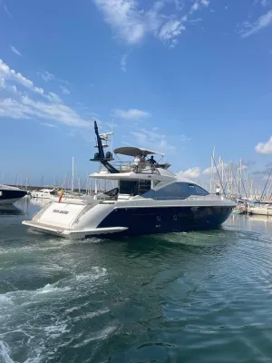 Foto del barco Azimut S7 2019
