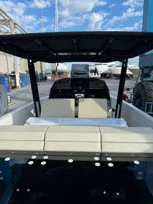 Foto del barco De Antonio Yachts 28 Open 2024