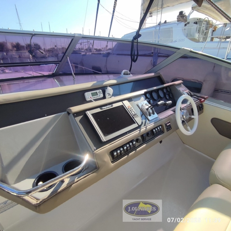 Sea Ray Sundancer 310 1990