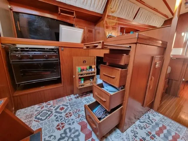 Furia 37 1989