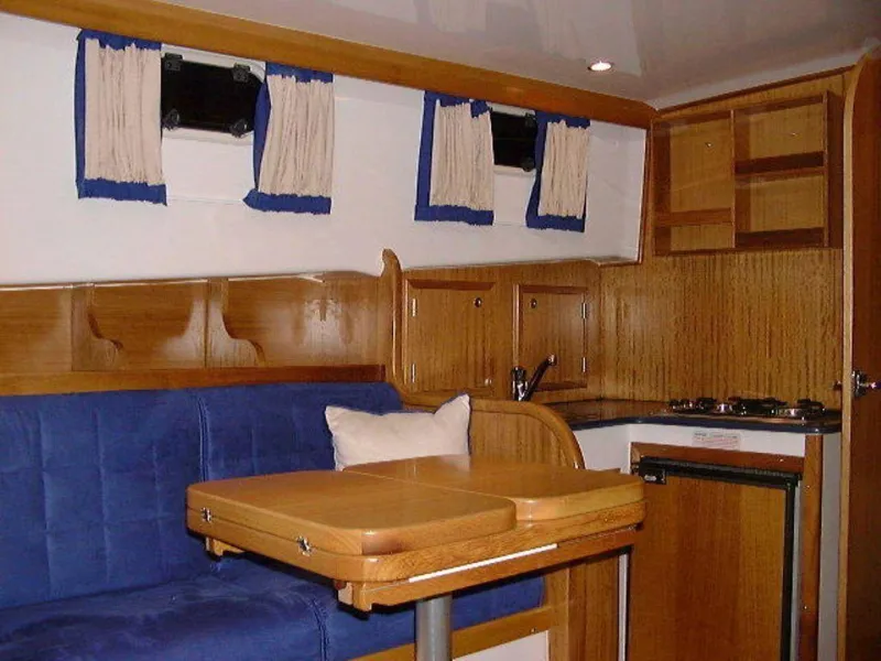 Menorquin Yacht 100 Open 2004