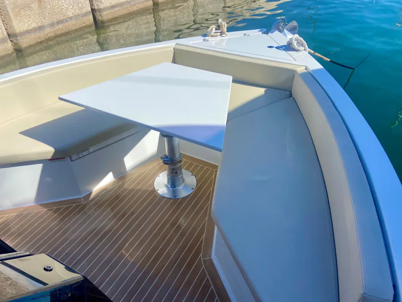 De Antonio Yachts 28 Open 2024