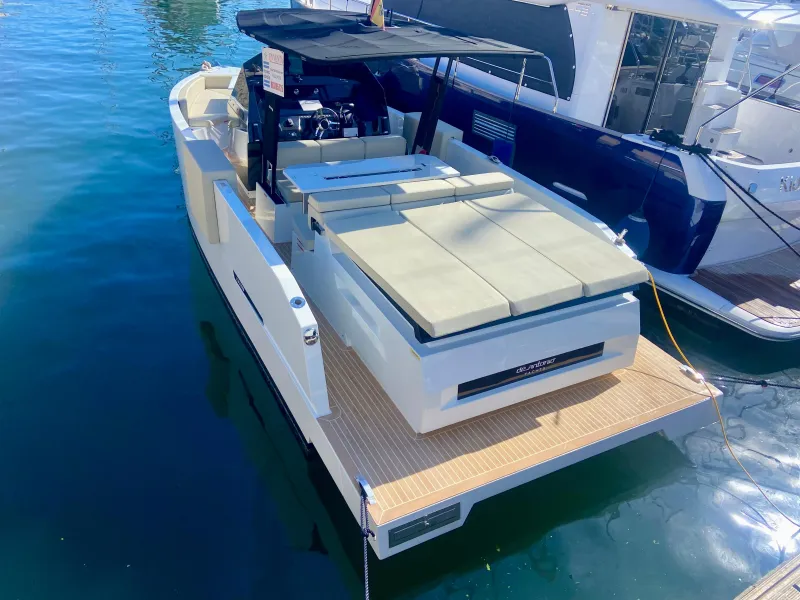 De Antonio Yachts 28 Open 2024