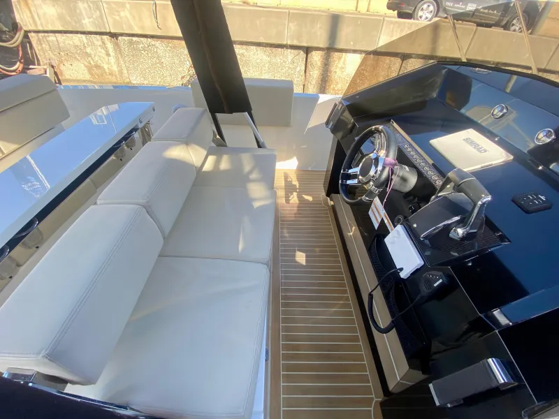 De Antonio Yachts 28 Open 2024