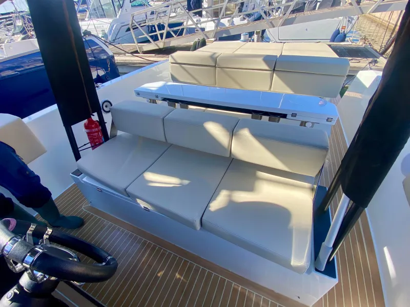 De Antonio Yachts 28 Open 2024