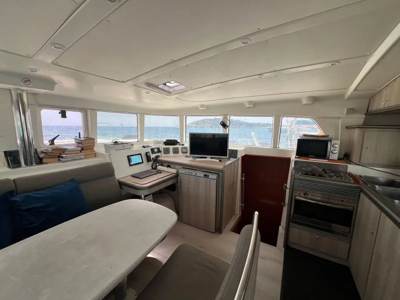 Lagoon 440 2006