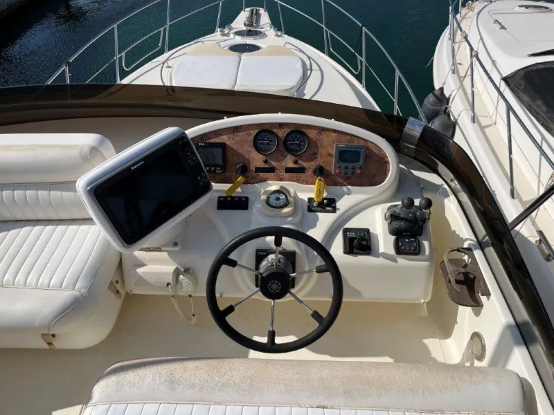Doqueve 460 MAJESTIC 2002