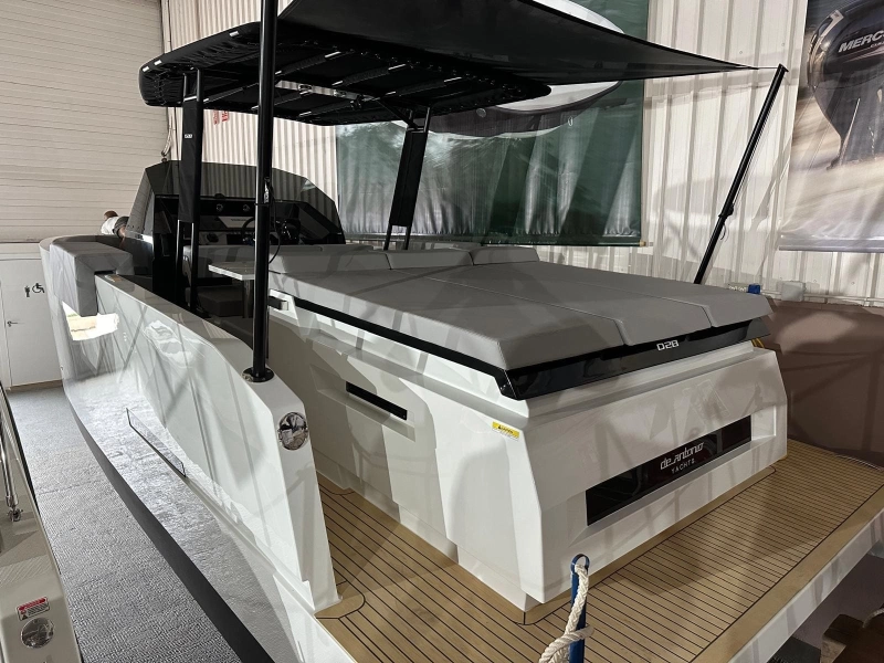 De Antonio Yachts D28 2024