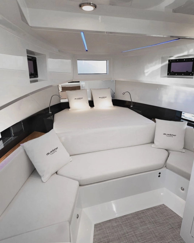 De Antonio Yachts D36 2025