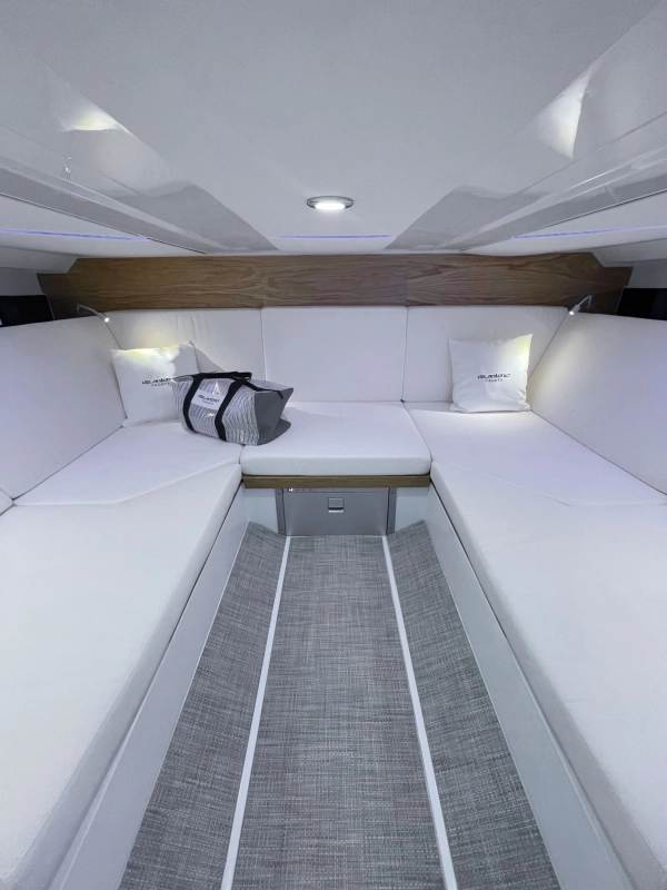 De Antonio Yachts D36 2025