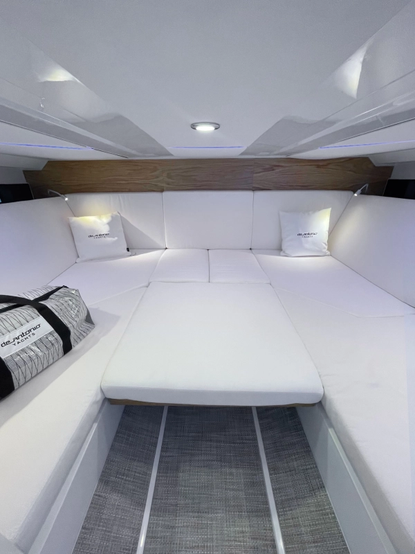 De Antonio Yachts D36 2025