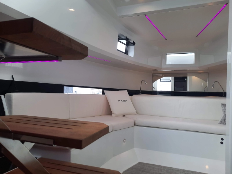 De Antonio Yachts D36 2025