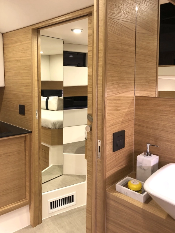 De Antonio Yachts D42 2024