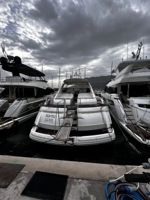 Foto del barco Princess Yachts V65 2001