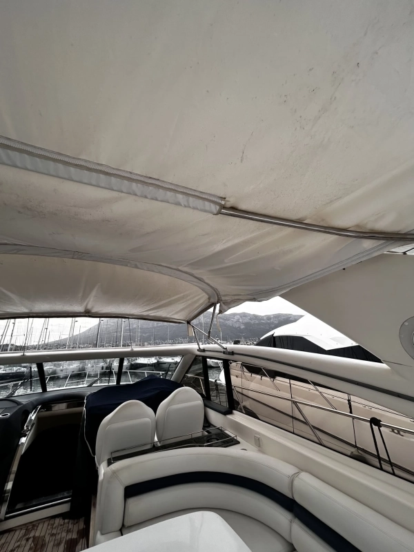 Princess Yachts V65 2001