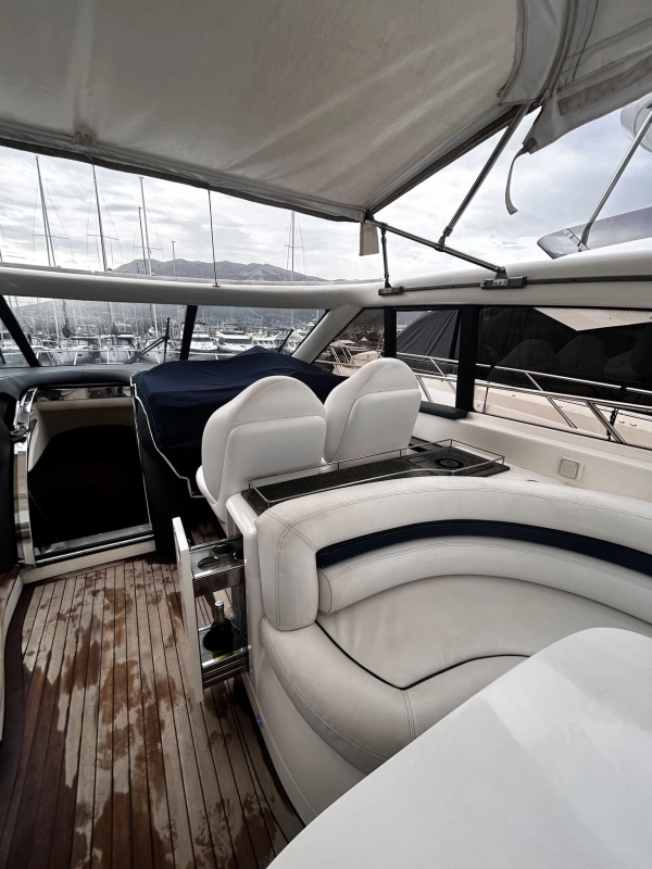 Princess Yachts V65 2001