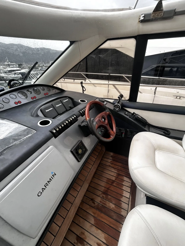 Princess Yachts V65 2001