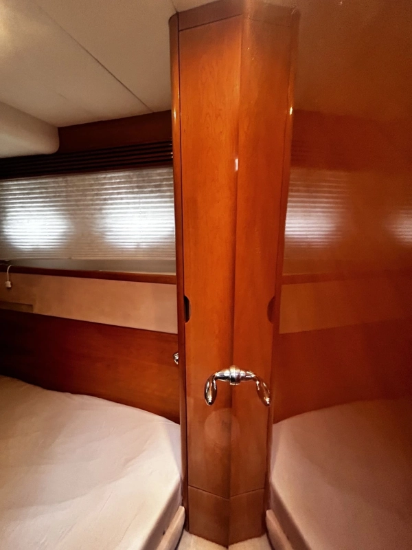 Princess Yachts V65 2001