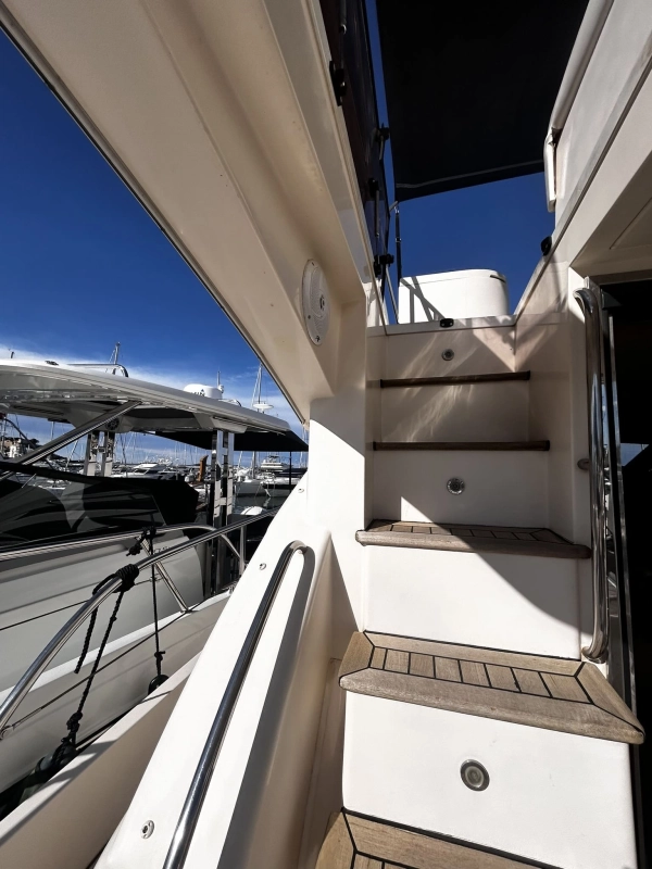Rodman Muse 44 2009
