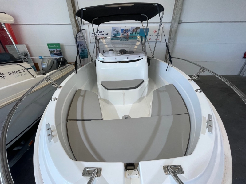 Jeanneau Cap Camarat 5.5 CC 2022