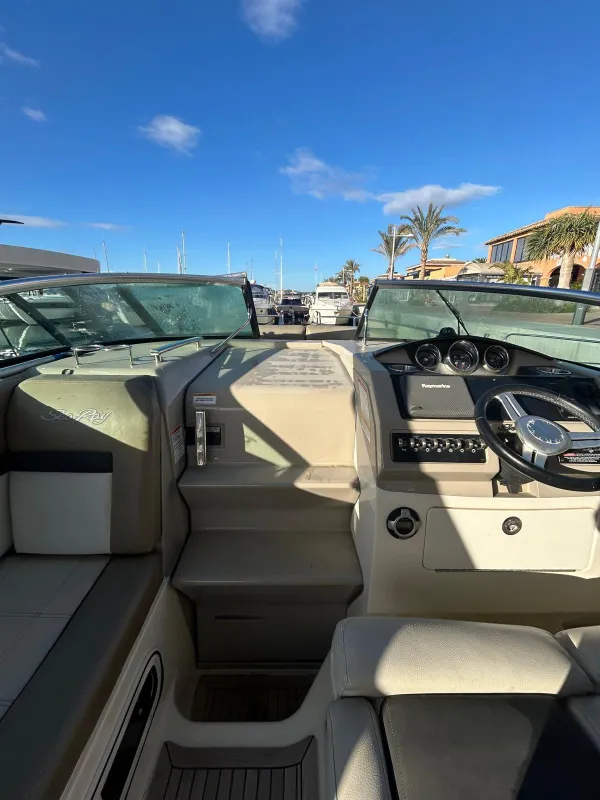 Sea Ray Sundancer 265 2015