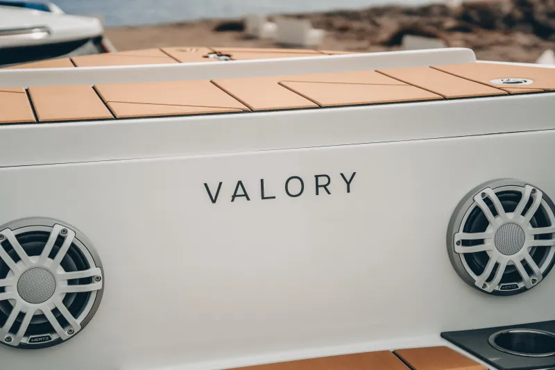 Valory Valory V570 2025