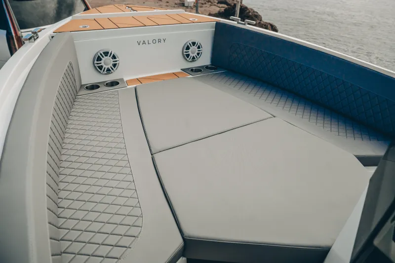 Valory Valory V570 2025