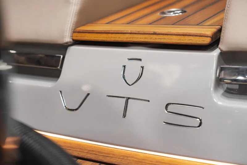 VTS Flying Shark 7.7 2025