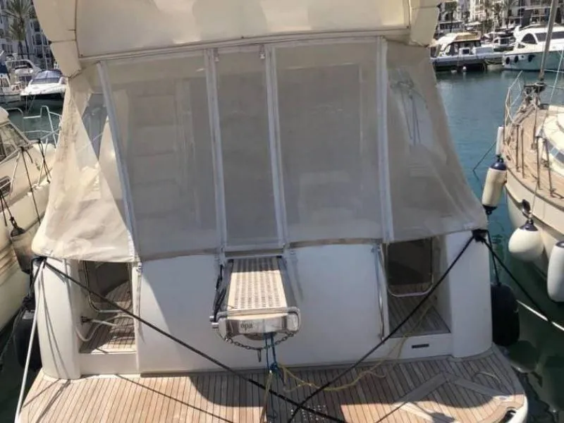 Azimut 46 2005