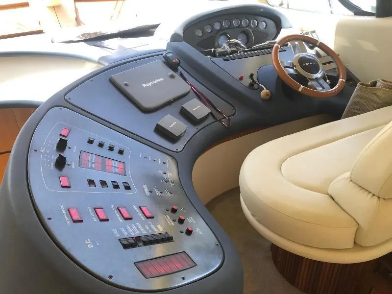 Azimut 46 2005