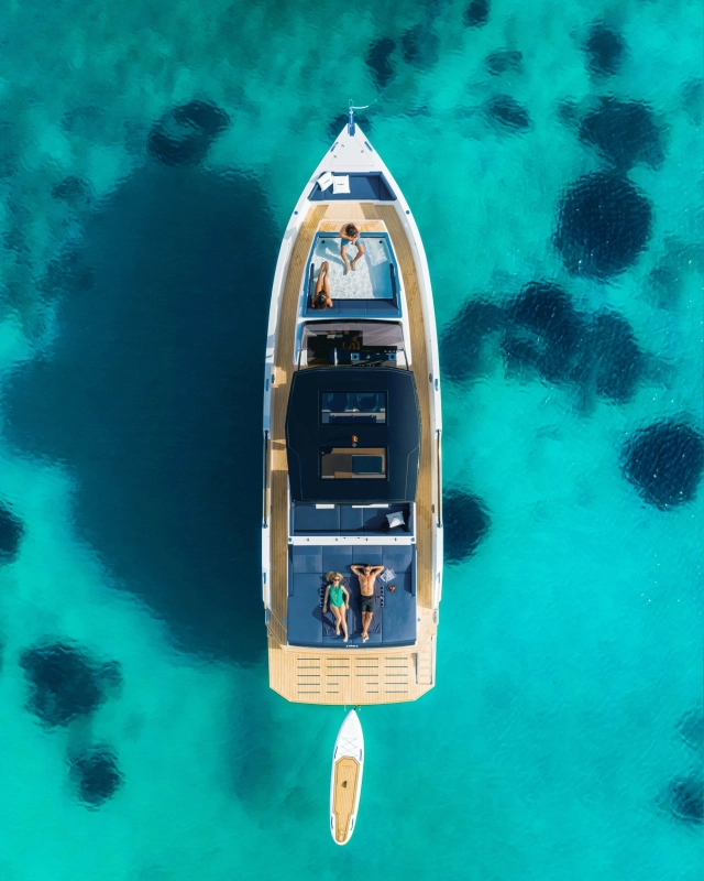 De Antonio Yachts D50 Open 2025