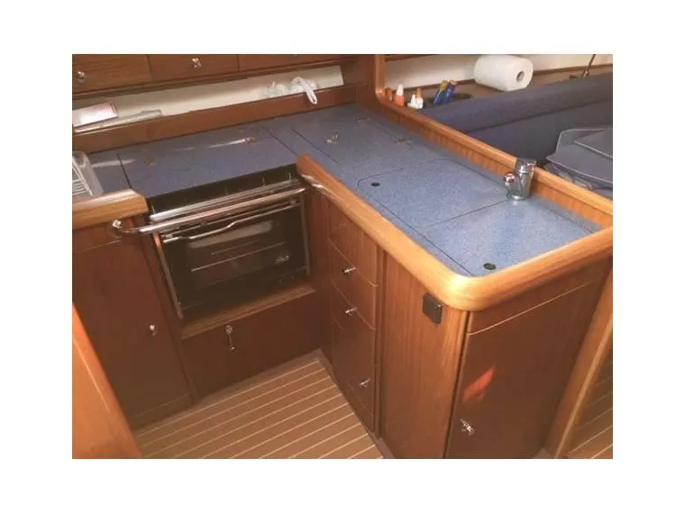 Bavaria 36 2004