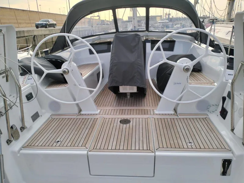 Hanse 388 2024