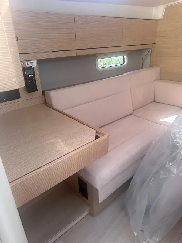 Hanse 348 2024