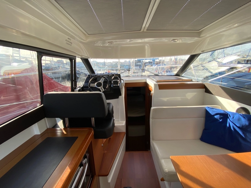 Jeanneau NC 9 2017