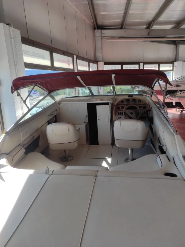Sea Ray 240 Overnighter 1992