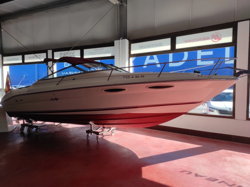 Sea Ray 240 Overnighter 1992