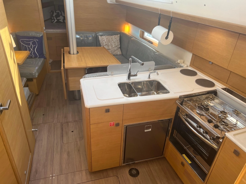 Elan E5 2021