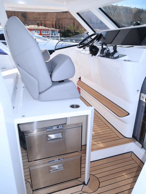 Austin Parker Ibiza 52 2022