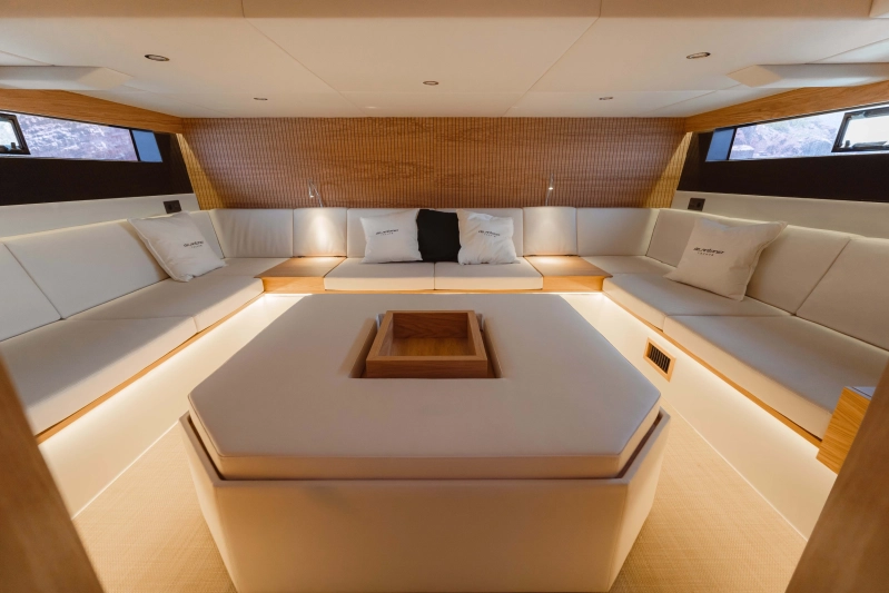 De Antonio Yachts D50 Open 2025