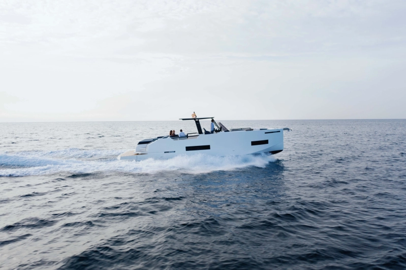 De Antonio Yachts D50 Open 2025