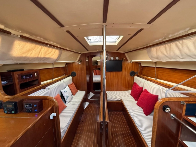 Dufour 31 1985